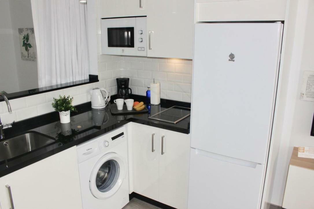 פואנגירולה Apartamento Don Miguel Playa מראה חיצוני תמונה